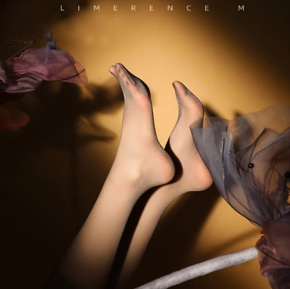 Limerence M 「0.01 / SUPER ULTRA SHEER」HI-WAIST 5D SEAMLESS PANTYHOSE 