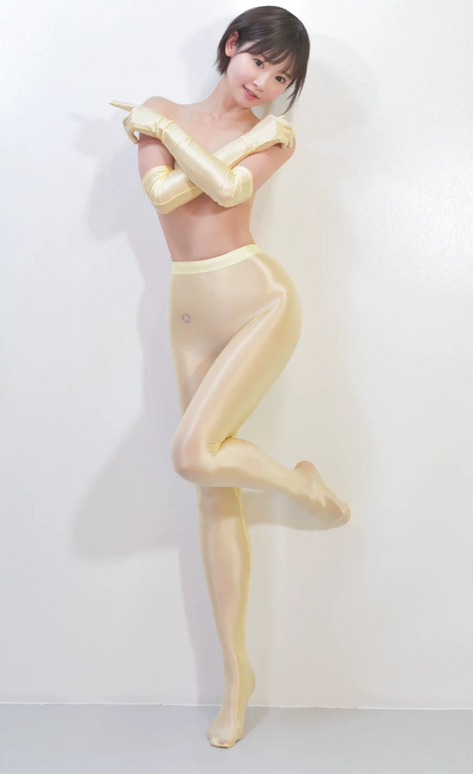 Amoresy Eleganza Sheer Footed Leggings