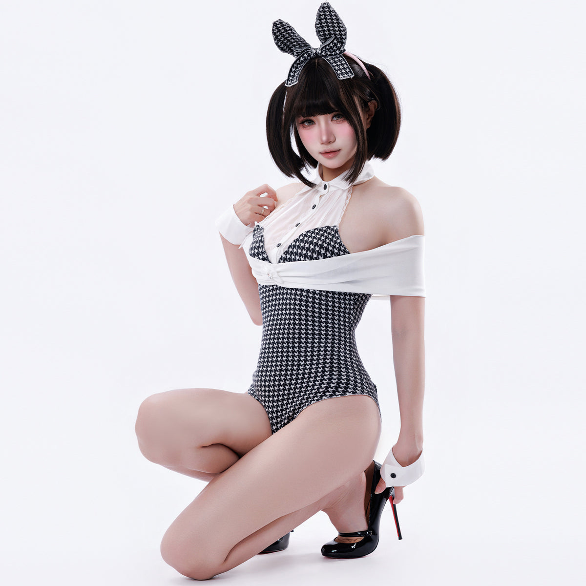 Houndstooth Bunny Girl Cosplay Bodysuit Set – Knit Faux Cashmere